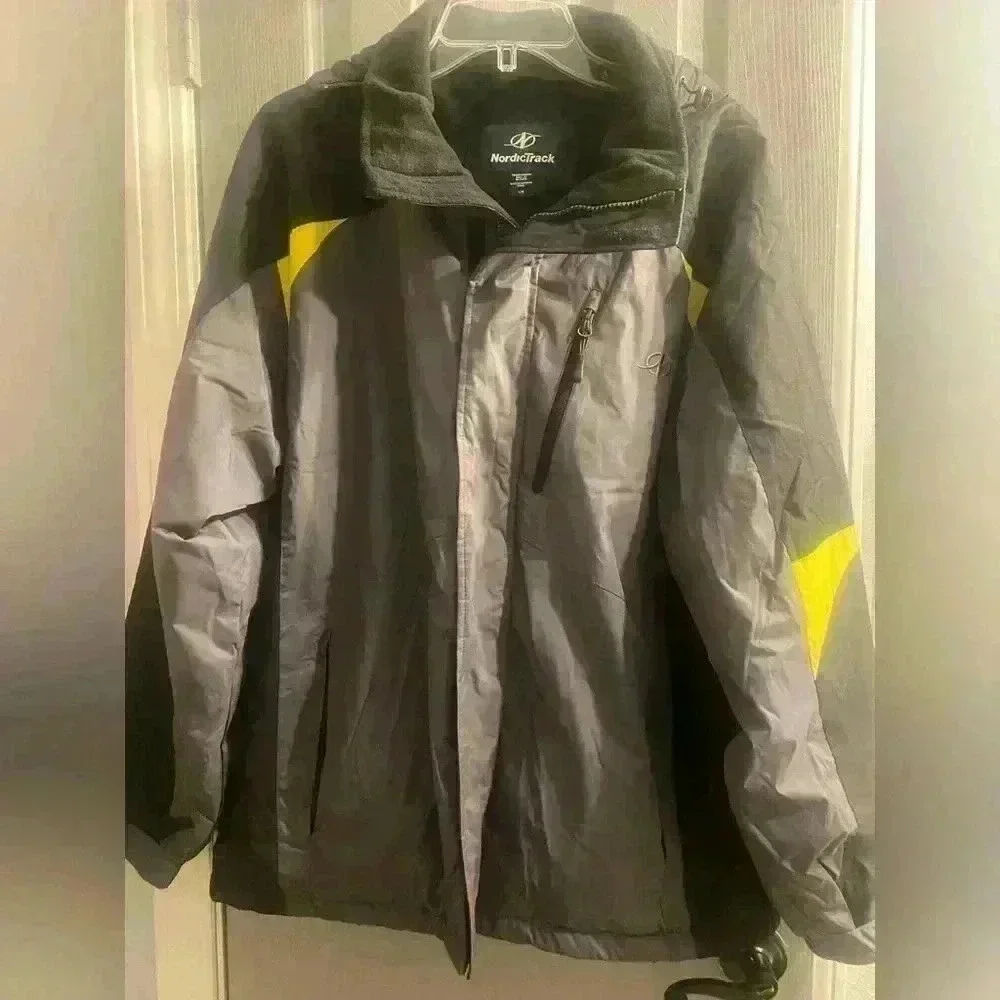 Mens NordiacTrack fleece lined jacket with adjustable hood front zipper size LG